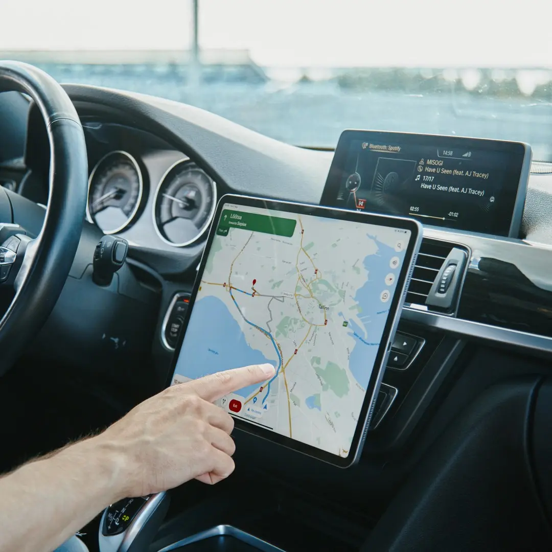 Benefits of Magnetic Car Phone Mounts