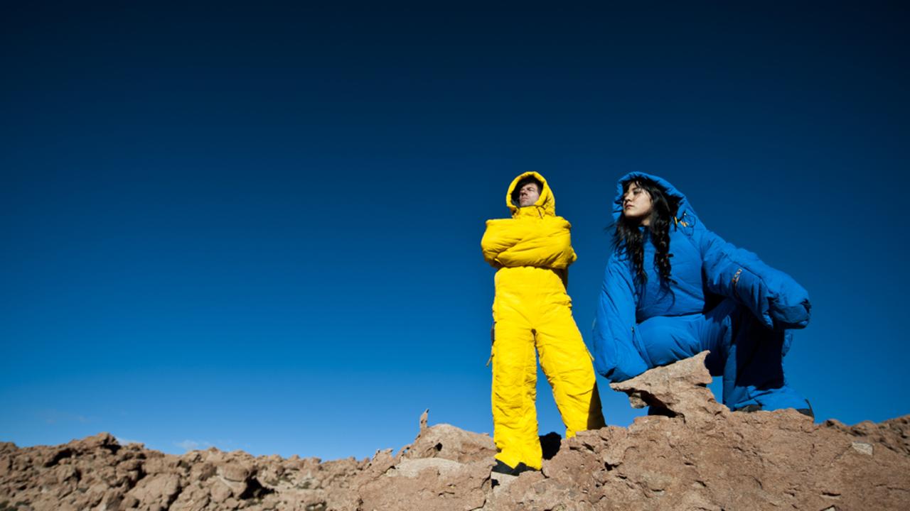 If you’re shopping, you’ll notice wearable sleeping bags come in a few flavors.
