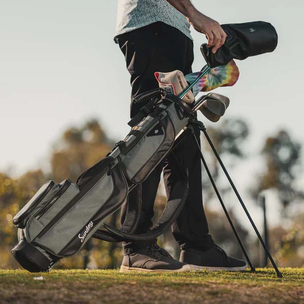 Key Features That Make Sunday Golf Bags Stand Out