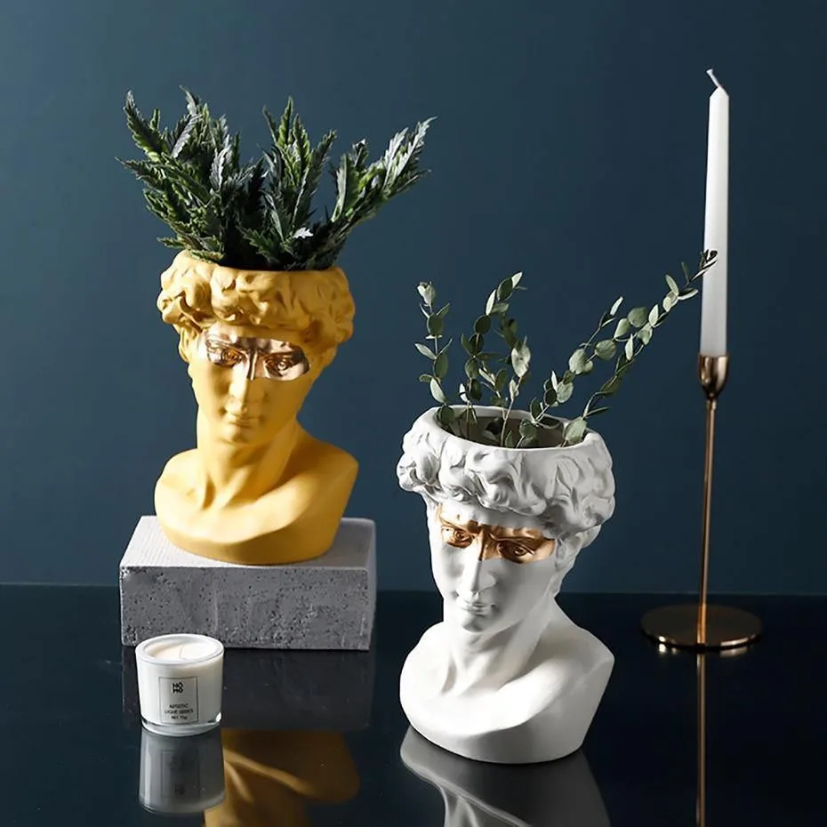 Lily & Eden Majestic David ceramic sculpture planter