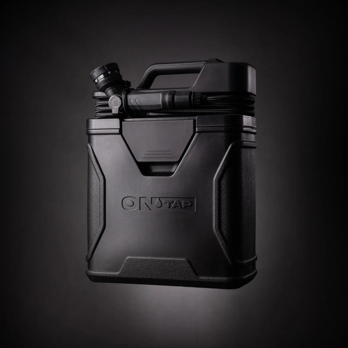 ONTAP ROAM battery-powered portable shower side profile